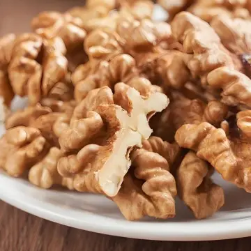 Walnut kernels ELH Standard of xiner and 185