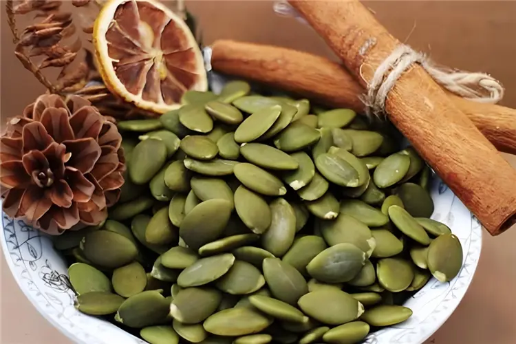 Pumpkin Seed Kernels Shine Skin (2)